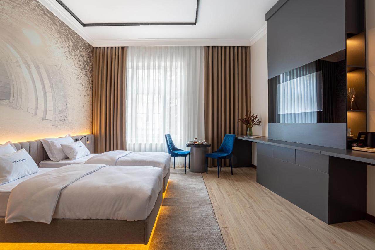 Villa Boutique Hotel Мукачево Экстерьер фото